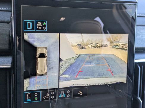 New 2026 GMC Acadia Denali Ultimate w/ LPO, Floor Liner Package AWD/4WD image 18