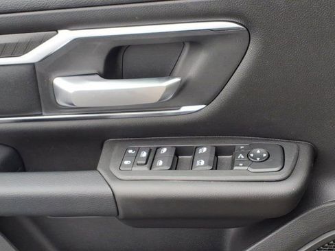New 2026 RAM 1500 Big Horn AWD/4WD image 13
