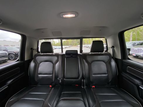 Used 2022 RAM 1500 Laramie AWD/4WD image 29