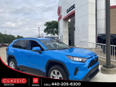 Used 2019 Toyota RAV4 LE w/ All Weather Liner Package