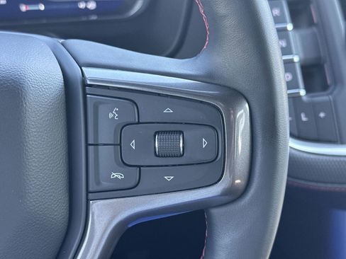 Used 2023 Chevrolet Suburban RST w/ Luxury Package image 20