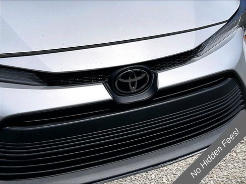 Used 2024 Toyota Corolla LE FWD image 21