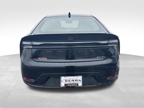 New 2026 Toyota Prius Plug-In Hybrid image 4