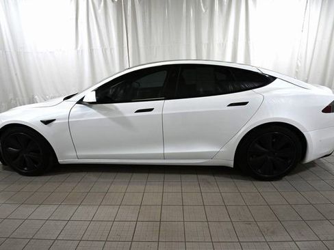 Used 2022 Tesla Model S Base image 10