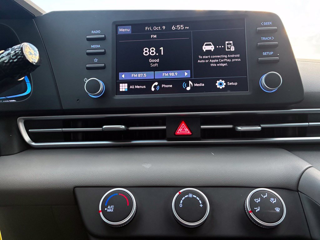 Certified 2026 Hyundai Elantra SE FWD image 13