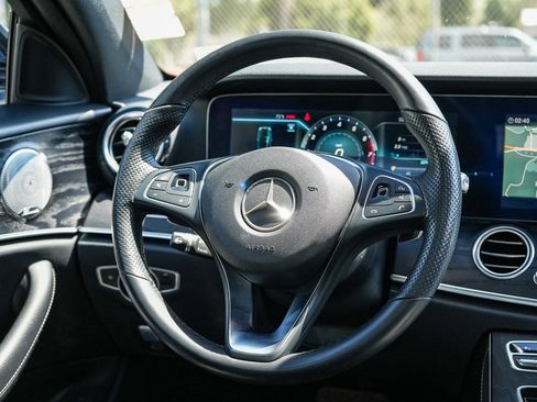 Used 2018 Mercedes-Benz E 300 image 14