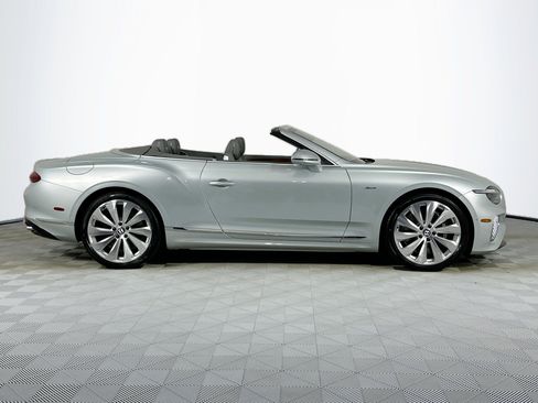 New 2026 Bentley Continental GTC AWD/4WD image 4
