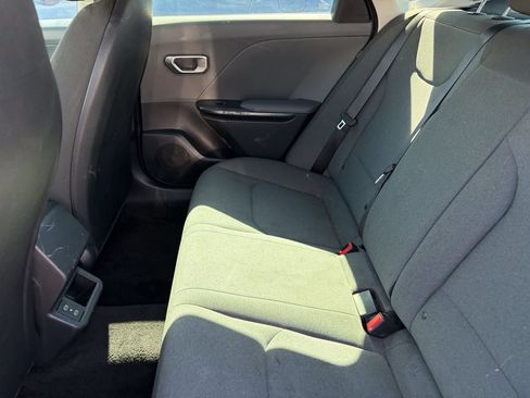 Certified 2025 Kia K4 FWD image 12