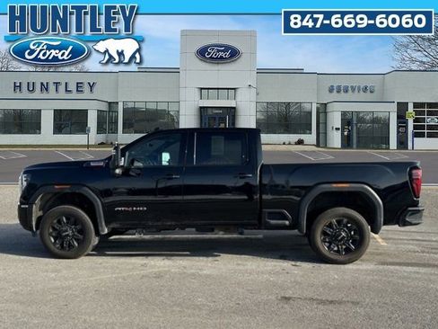 Used 2024 GMC Sierra 2500 AT4 w/ AT4 Premium Plus Package AWD/4WD image 7