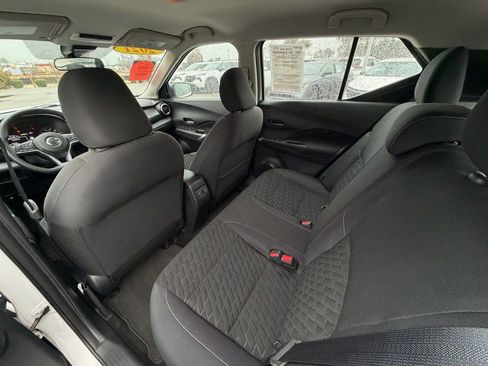Certified 2021 Nissan Kicks SV image 22