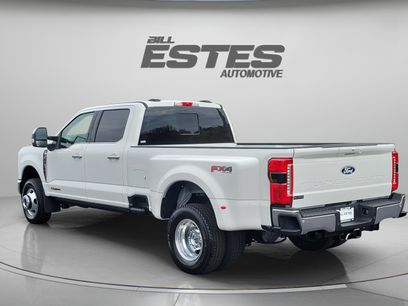 New 2027 Ford F350 Lariat w/ Lariat Ultimate Package