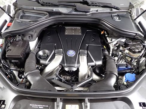 Used 2014 Mercedes-Benz GL 450 4MATIC image 9