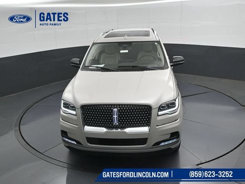 Used 2024 Lincoln Navigator L Reserve AWD/4WD image 55