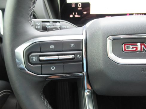 Used 2026 GMC Terrain Elevation w/ Black Edition FWD image 24