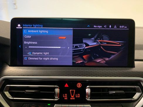 Used 2024 BMW X4 xDrive30i w/ Premium Package AWD/4WD image 40