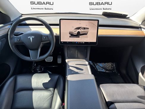 Used 2023 Tesla Model Y Long Range AWD/4WD image 12