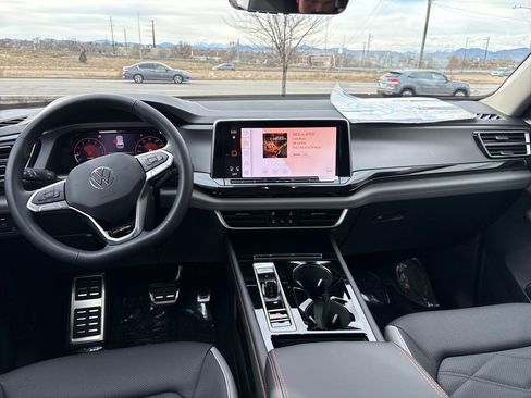 New 2026 Volkswagen Atlas Peak Edition AWD/4WD image 12