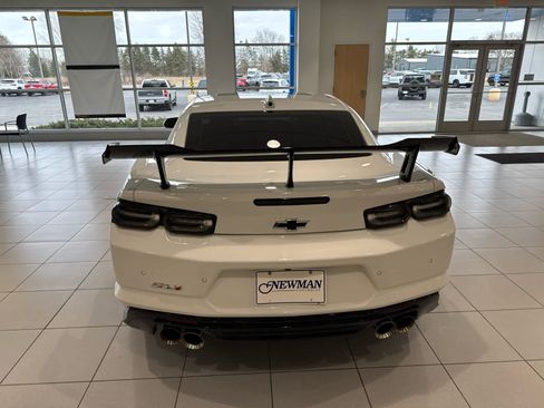 Used 2023 Chevrolet Camaro ZL1 image 5