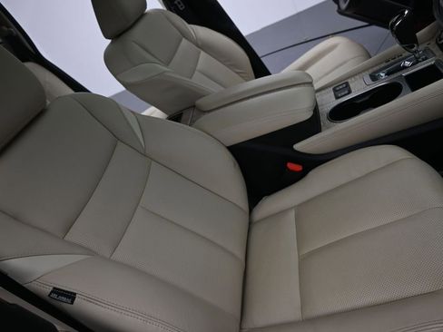 Used 2023 Nissan Murano SL w/ SL Moonroof Package image 11