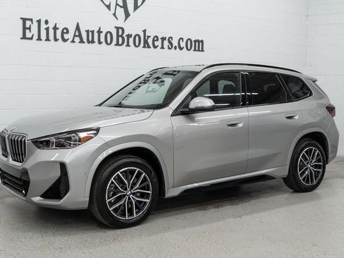 Used 2026 BMW X1 xDrive28i w/ M Sport Package AWD/4WD image 38