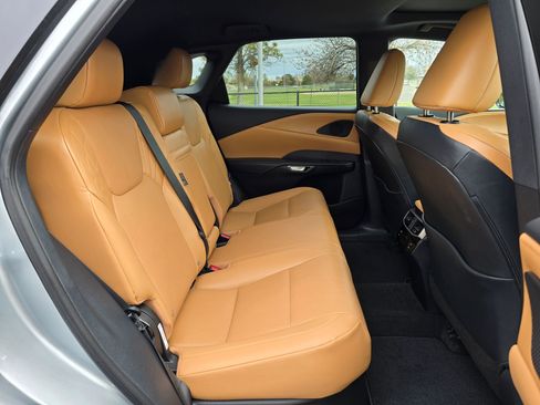 Used 2026 Lexus RX 350 Premium w/ Convenience Package image 12