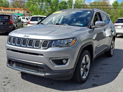 Used 2021 Jeep Compass Limited w/ Sun and Sound Group AWD/4WD image 3