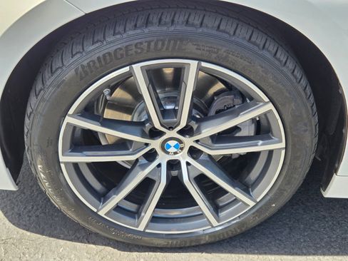 Used 2023 BMW 230i Coupe w/ Premium Package RWD image 9