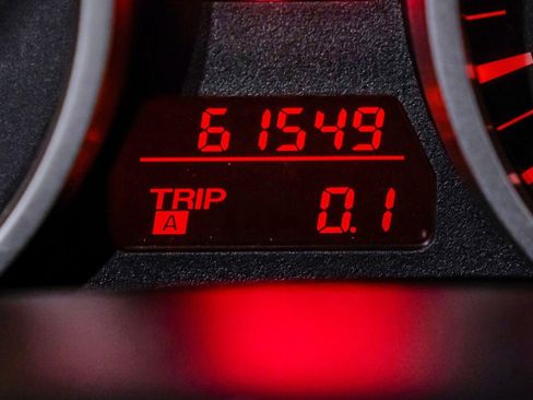 Used 2012 MAZDA MX-5 Miata Grand Touring w/ Premium Pkg image 18