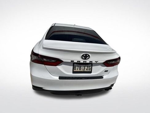 Used 2023 Toyota Camry SE FWD image 5