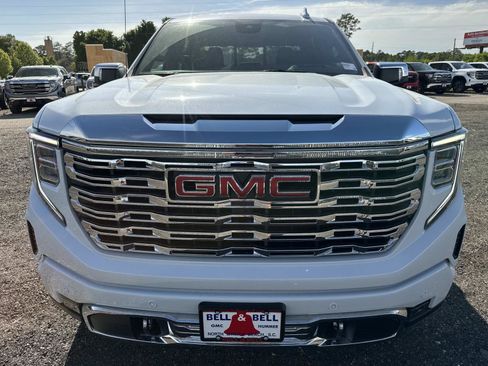 New 2026 GMC Sierra 1500 Denali AWD/4WD image 8