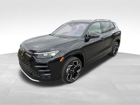 New 2026 Volkswagen Tiguan SEL R-Line image 1