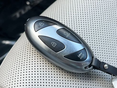 Certified 2025 Hyundai Tucson Limited image 30