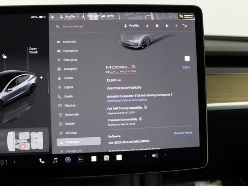 Used 2023 Tesla Model 3 Performance image 16