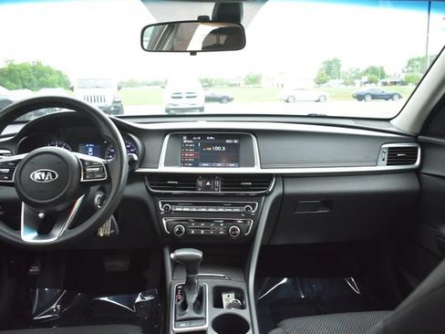 Used 2019 Kia Optima LX FWD image 29