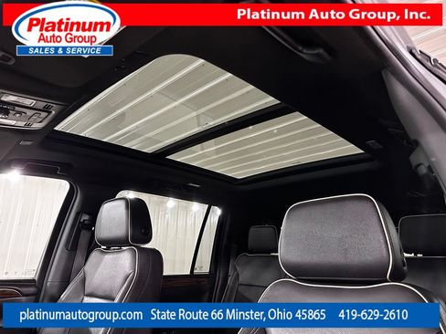 Used 2022 Chevrolet Suburban Premier w/ Max Trailering Package AWD/4WD image 25