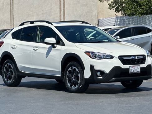 Used 2023 Subaru Crosstrek 2.0i Premium w/ Popular Package #2 AWD/4WD image 5