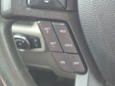 Used 2017 Ford F250 XL w/ STX Appearance Package AWD/4WD image 25