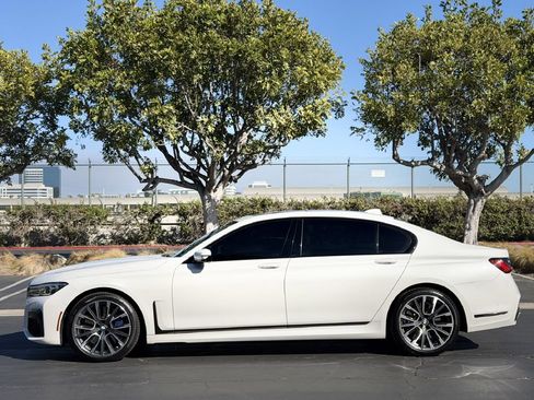 Used 2020 BMW 750i xDrive w/ Executive Package AWD/4WD image 8