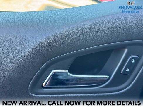 Used 2015 Chevrolet Colorado LT w/ Luxury Package image 14