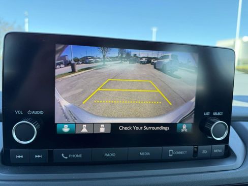 Used 2025 Honda Accord SE image 30