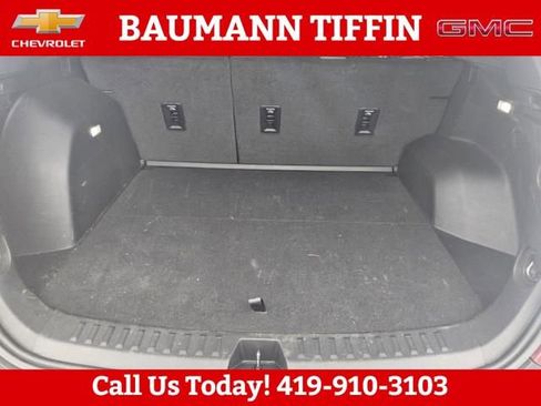 Used 2025 GMC Terrain Elevation AWD/4WD image 3