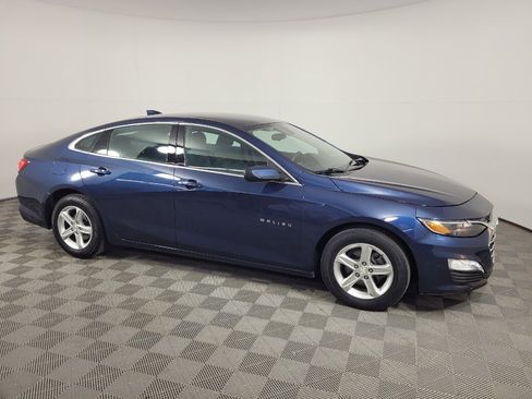 Used 2022 Chevrolet Malibu LT FWD image 11