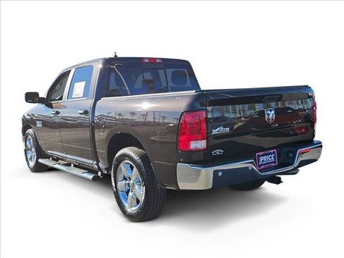 Used 2017 RAM 1500 Big Horn image 7
