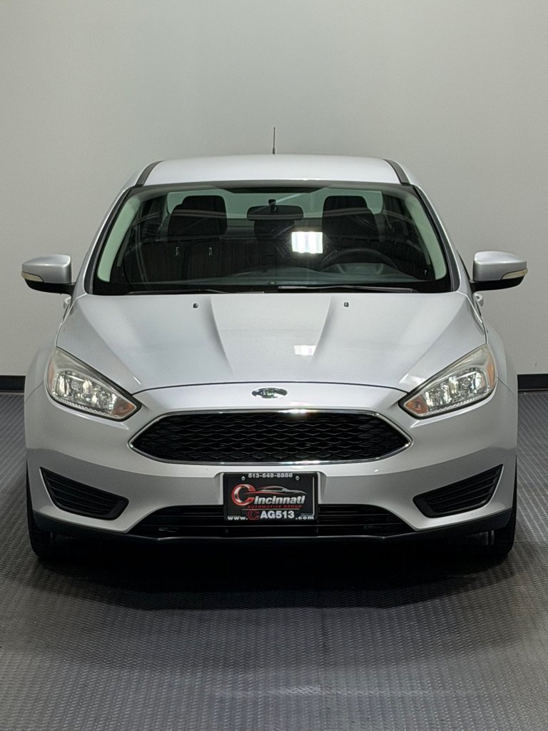 Used 2017 Ford Focus SE FWD image 3