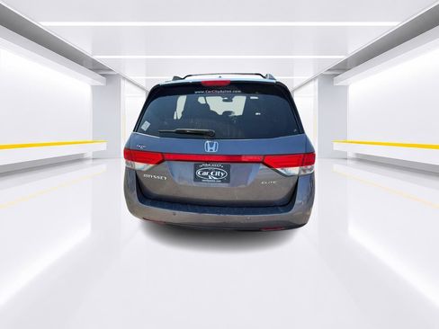 Used 2015 Honda Odyssey Touring image 5
