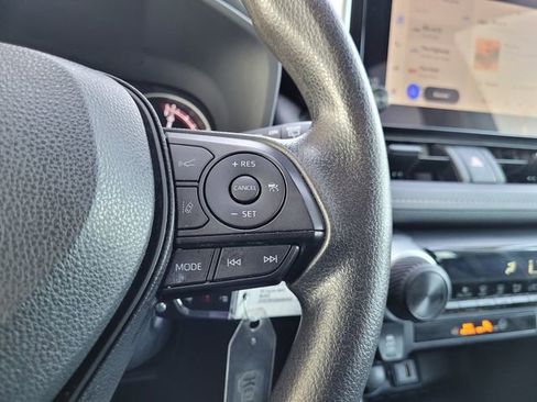 Used 2024 Toyota RAV4 LE image 14