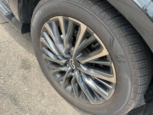 Used 2025 INFINITI QX80 Autograph AWD/4WD image 35
