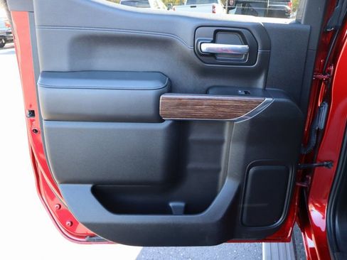 Used 2021 Chevrolet Silverado 1500 High Country w/ Technology Package image 28