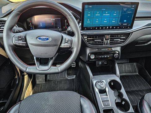 Used 2023 Ford Escape ST-Line w/ Equipment Group 301A FWD image 31