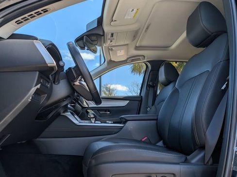 Certified 2024 MAZDA CX-90 Plug-In Hybrid w/ Preferred image 13